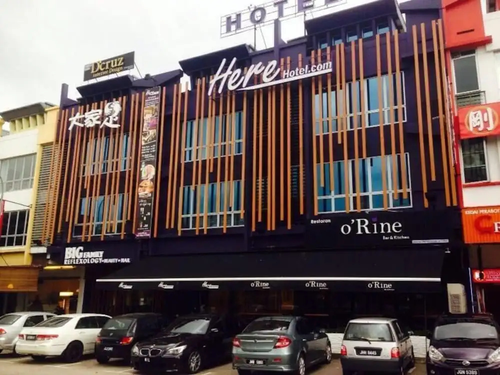 HereHotel Dormitory
