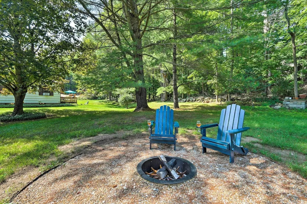 Nostalgic Vermont Escape in Manchester Center