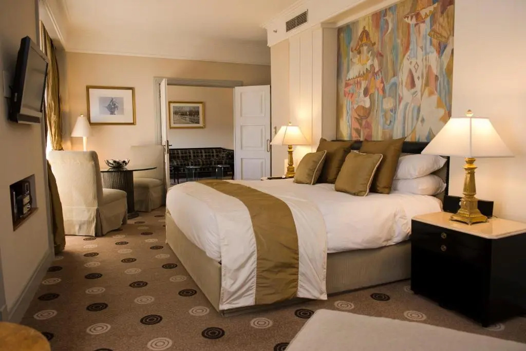Governor Double Suite (full double bed)