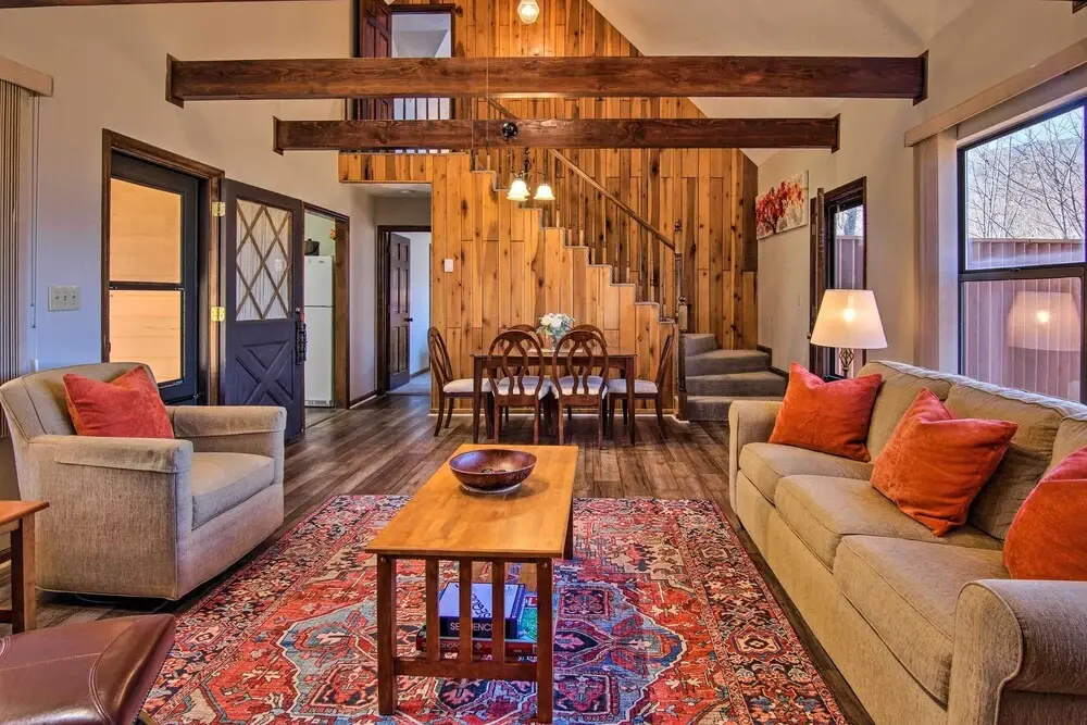 Furnished Deck + Mtn Views: Burnsville Cabin! - фото 3
