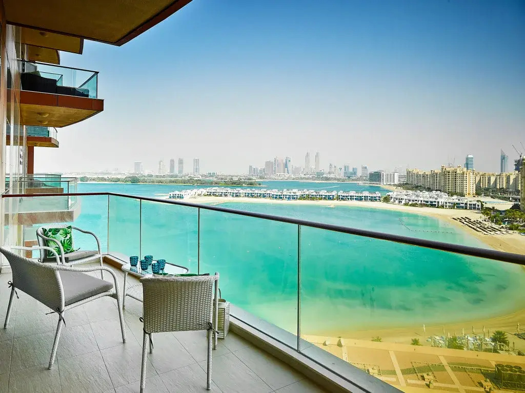 Beach & Waterfront