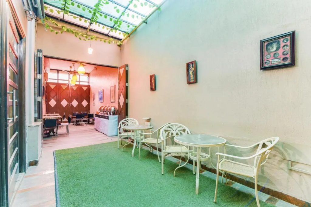 Cosy Grand @Chanakyapuri by The Cosy Hotels. - Général