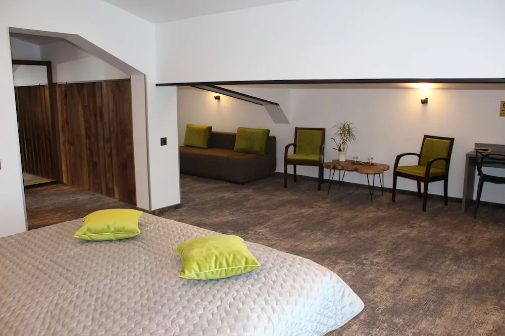 Suite with balcony