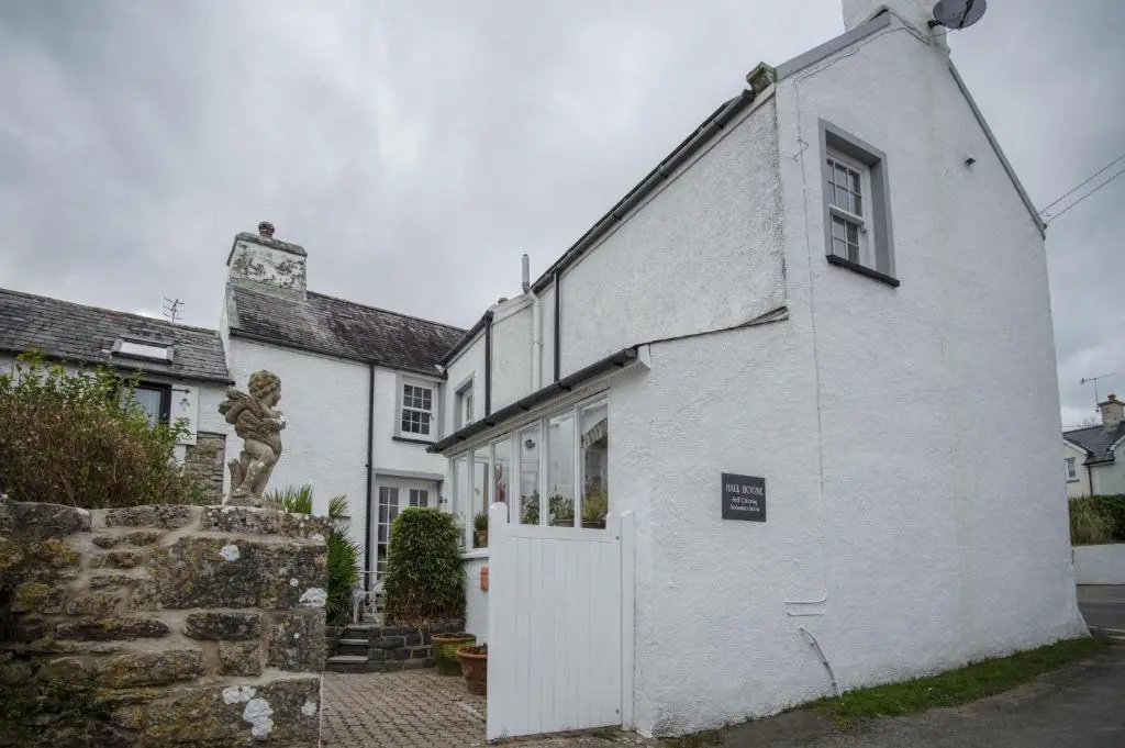 Hall House - 3 Bedroom Cottage - Saint Florence