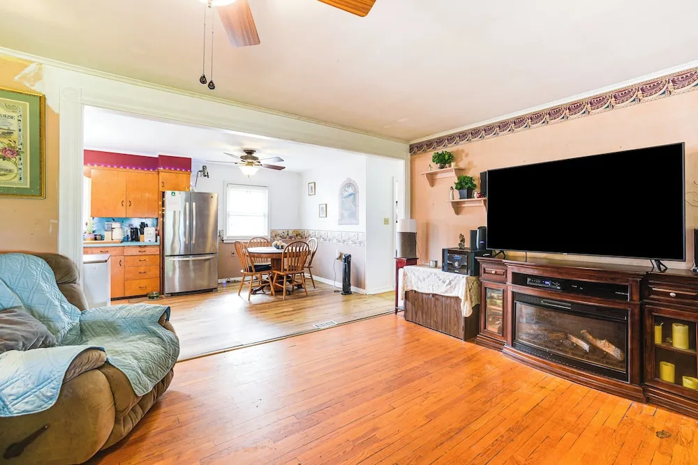 Cozy Ballston Spa Home w/ Fenced Yard! - фото 3