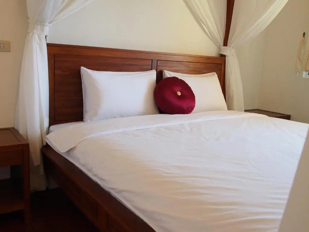 Standard Double room with mountain view (full double bed)