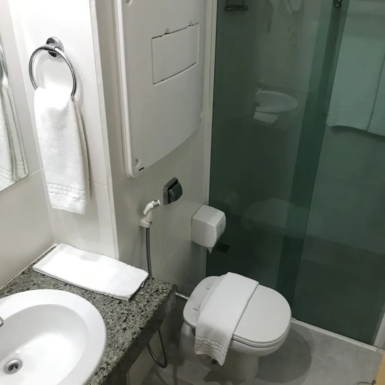 Deluxe Double room (full double bed)