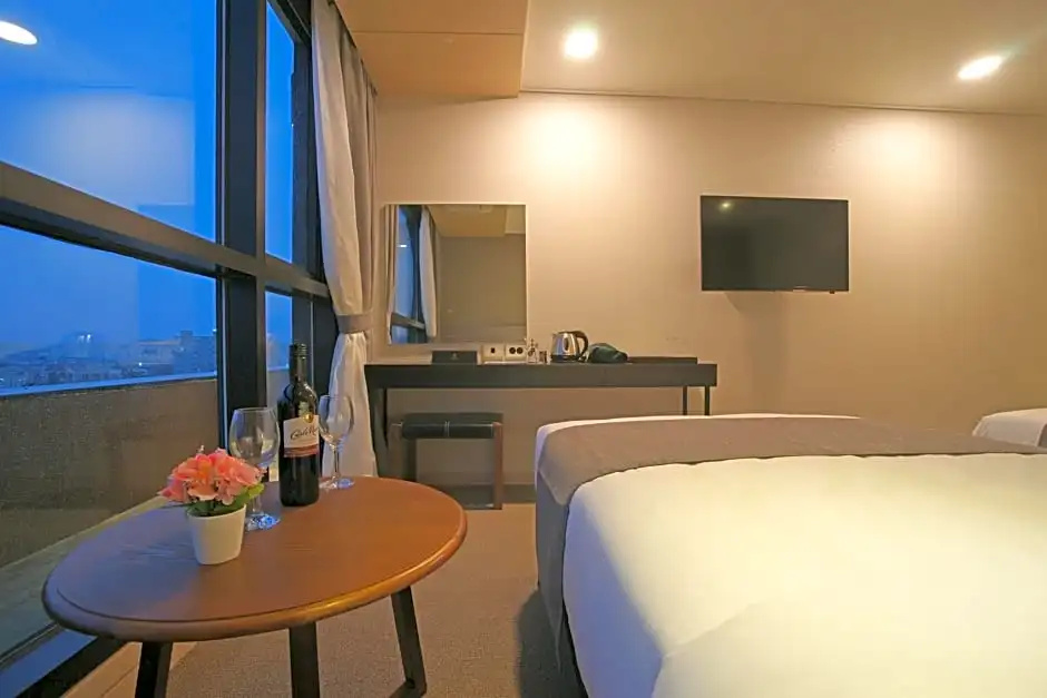 I-Jin Hotel - Chambres
