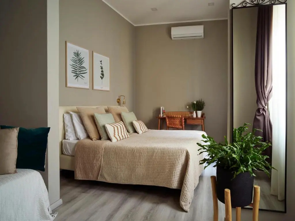 Comfort room