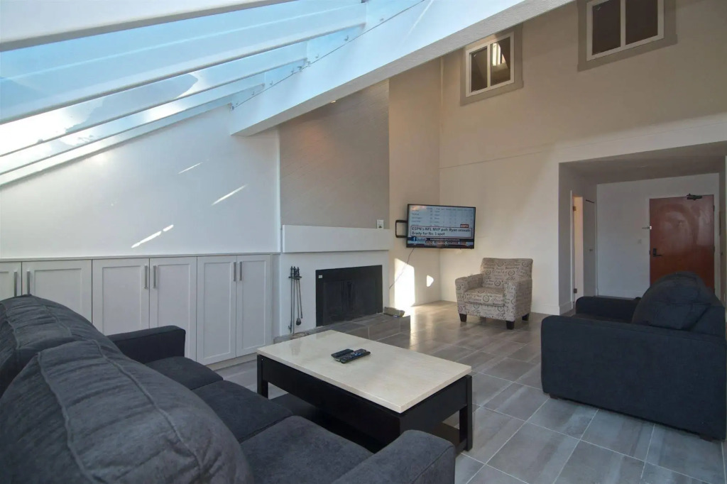 Whistler Luxury Condos - фото 17