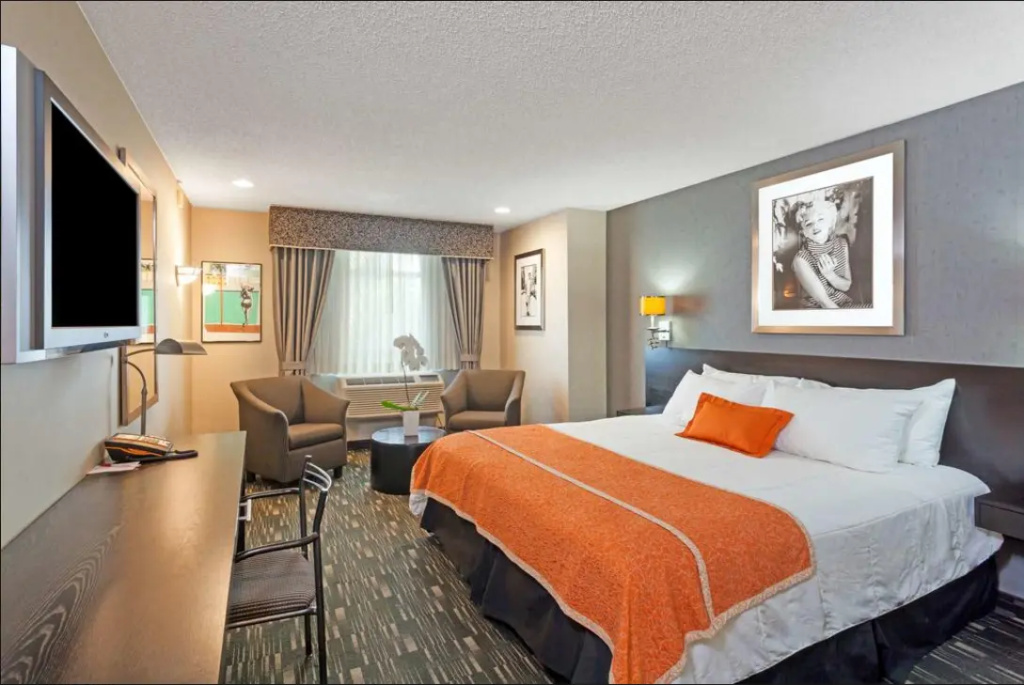 Ramada Plaza by Wyndham West Hollywood Hotel & Suites - Chambres