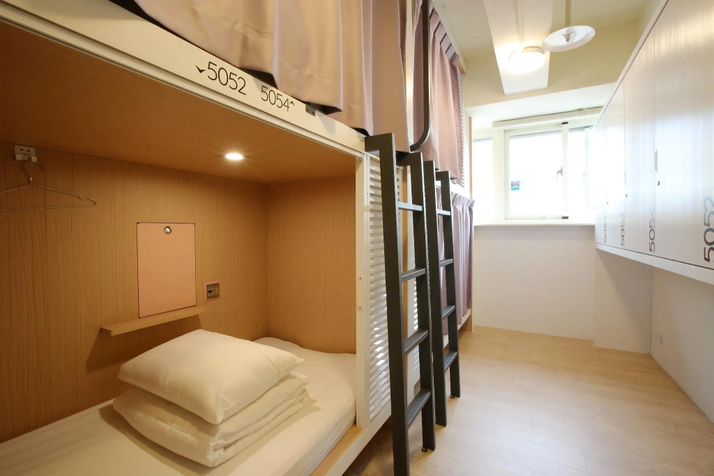 Bed in Dorm (female dorm)