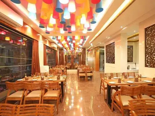 Hotel Paras Royale - фото 16