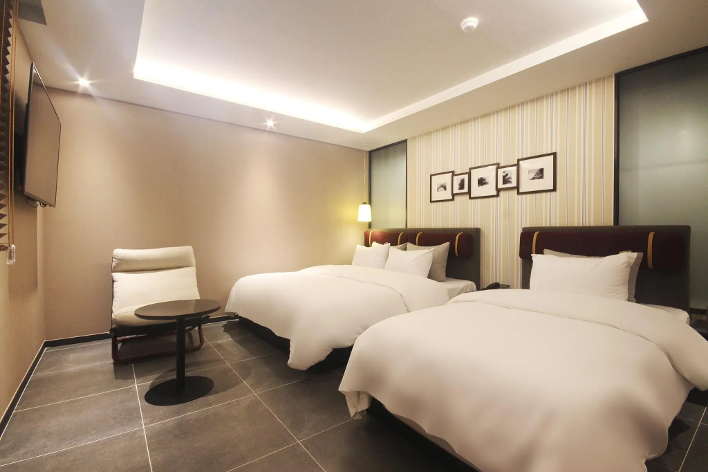 Deluxe Double room (twin beds)
