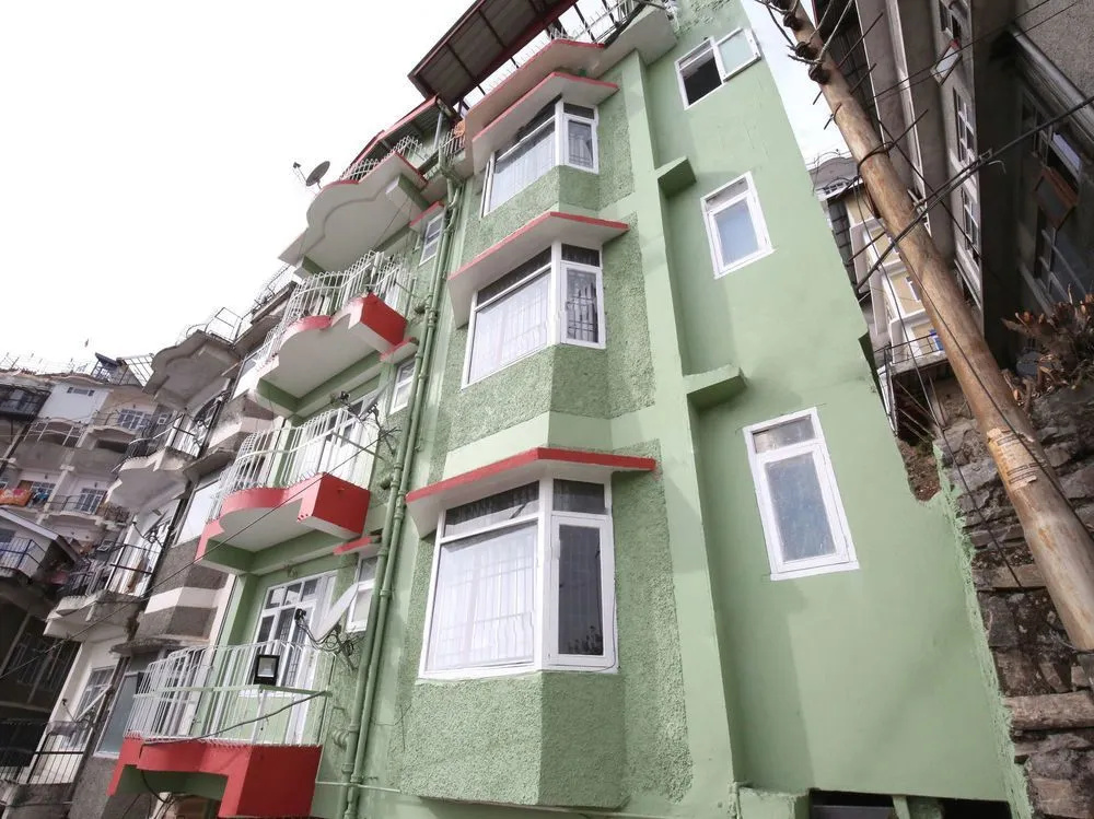Oyo 13110 Home Valley View 3Bhk Panthaghati