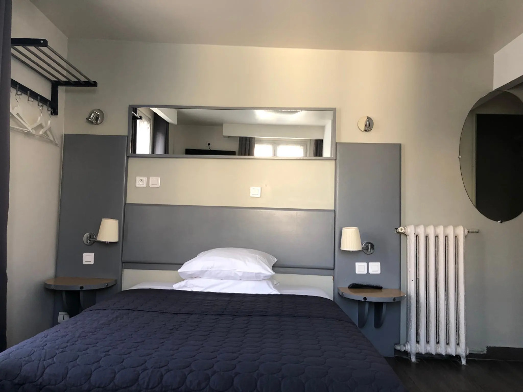 Standard Double room (full double bed)