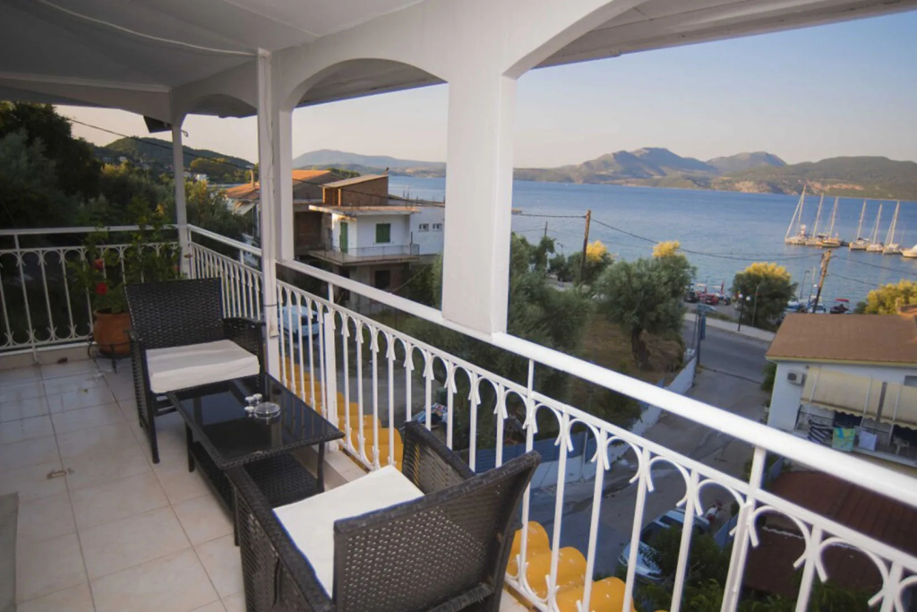 Balcony & Terrace
