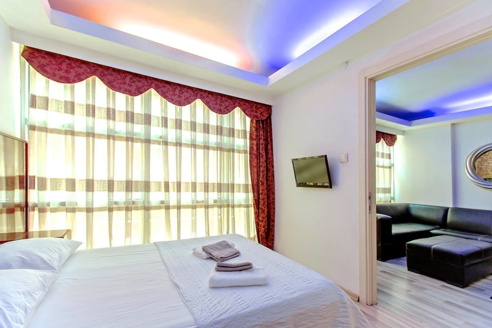 AKR Homes — 5
