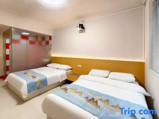 Standard Double room with mountain view (full double bed)