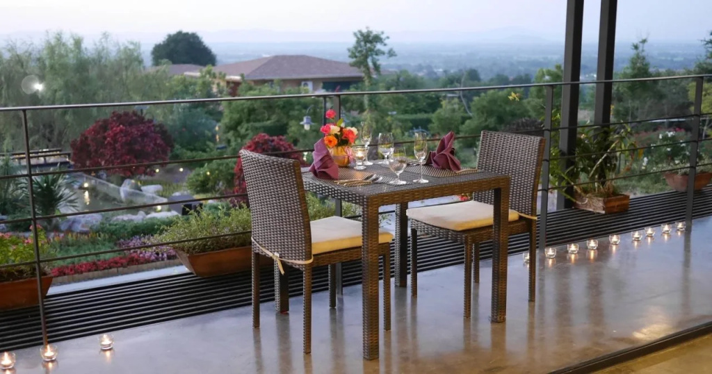 Balcony & Terrace