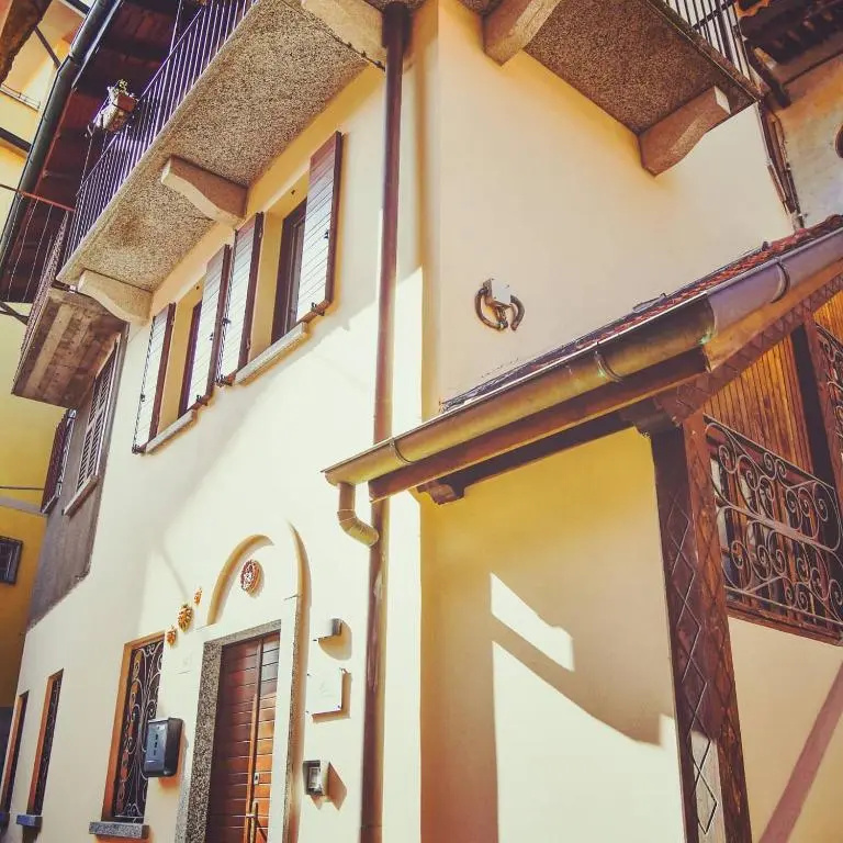 Vittoria holiday house Stresa