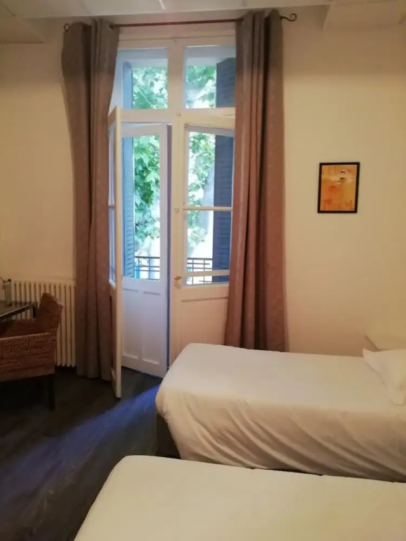 Standard Double room (twin beds)