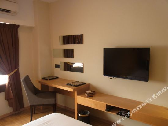 C'Haya Hotel