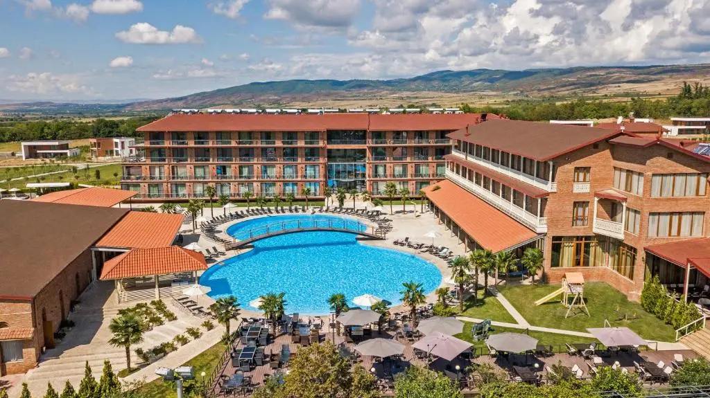 Ambassadori Kachreti Hotel & Golf Resort