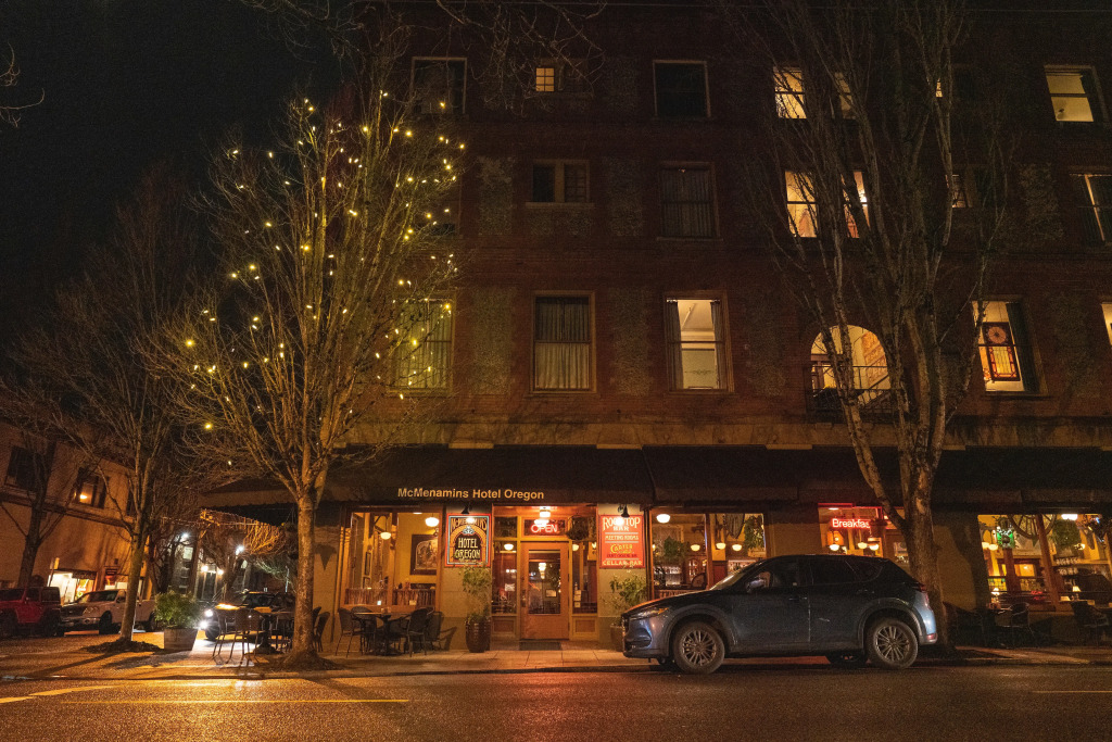 McMenamins Hotel Oregon by null