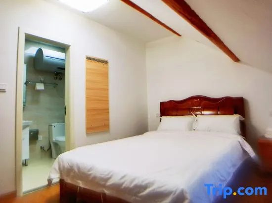 Standard Double Attic room (full double bed)