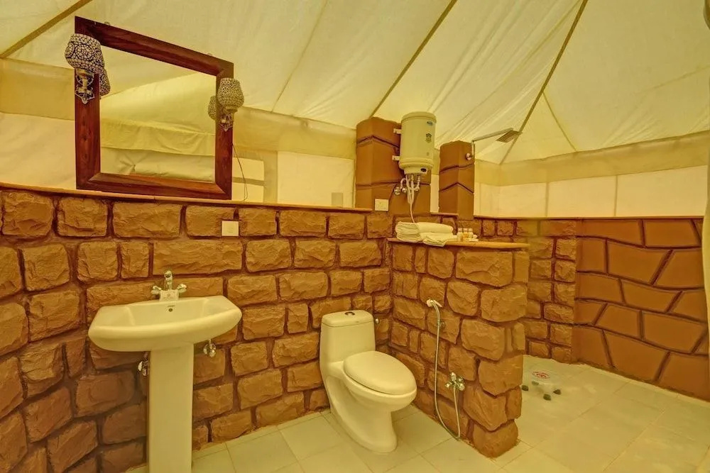 Om Desert Resort - Général
