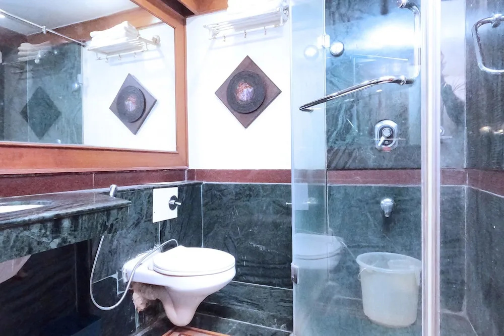 OYO 1100 Hotel Kwality Regency - Chambres