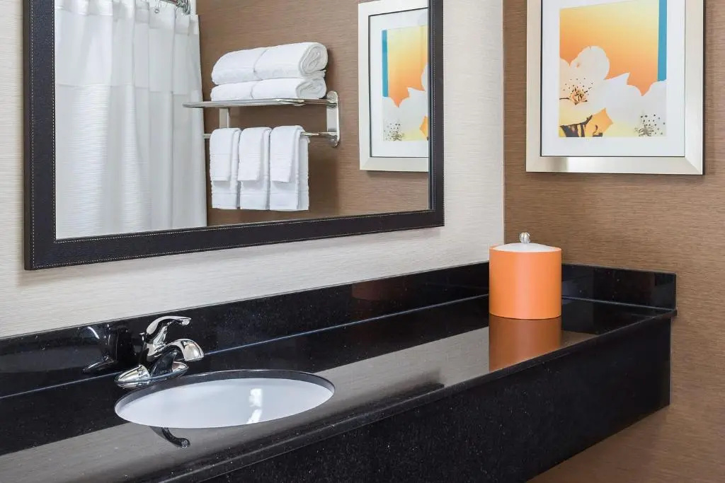 Fairfield Inn & Suites Dallas Park Central - Chambres