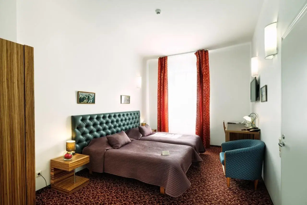 City Hotel Teater - Général