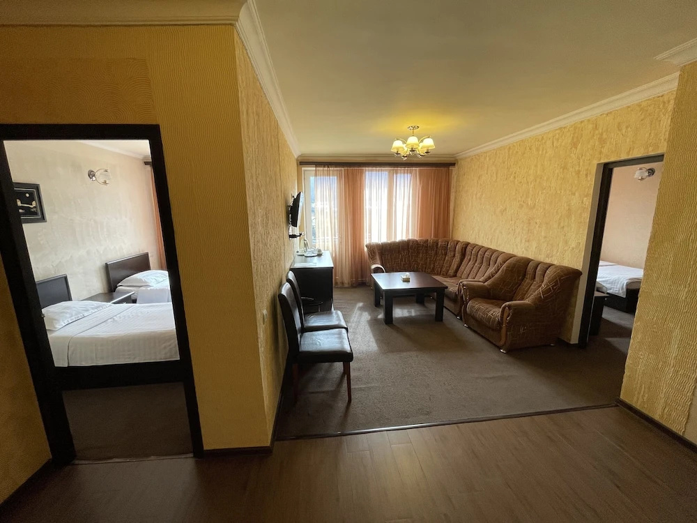 Hotel Kirovakan - Chambres