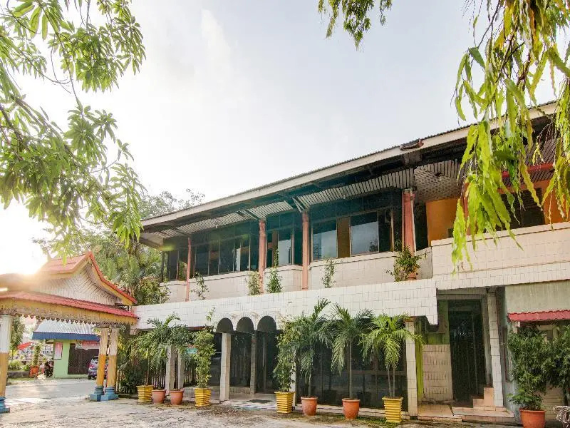 OYO 2690 Hotel Tampan