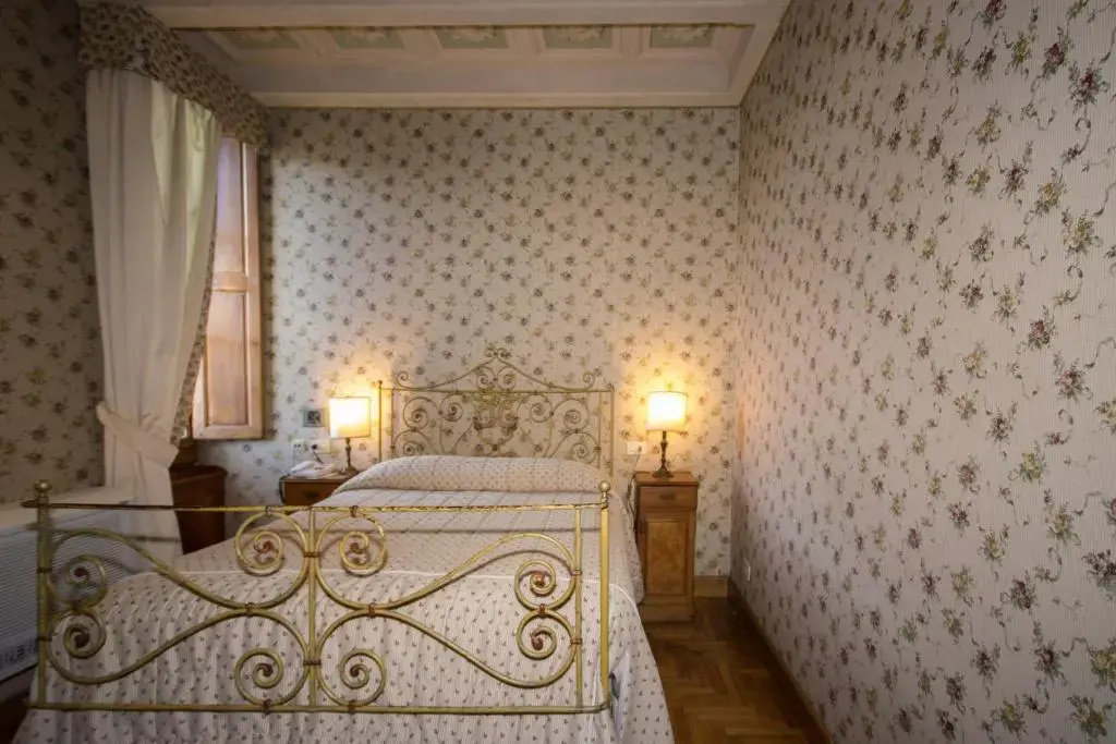 Loggiato dei Serviti - Chambres
