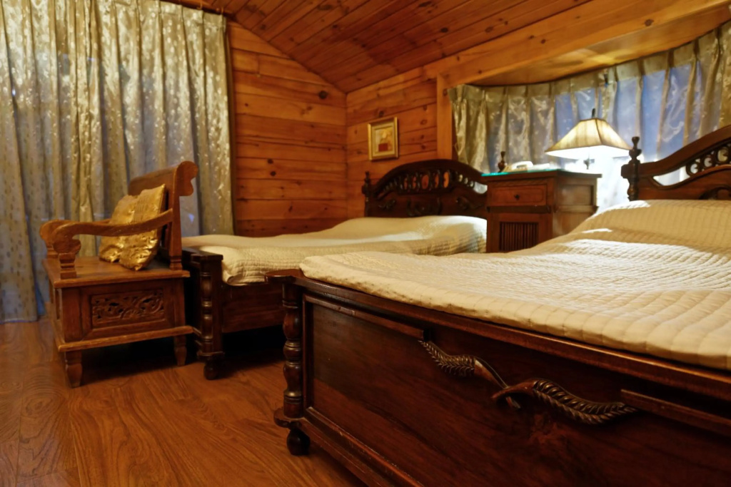 Sun Moon Lake Full House Resort — 2