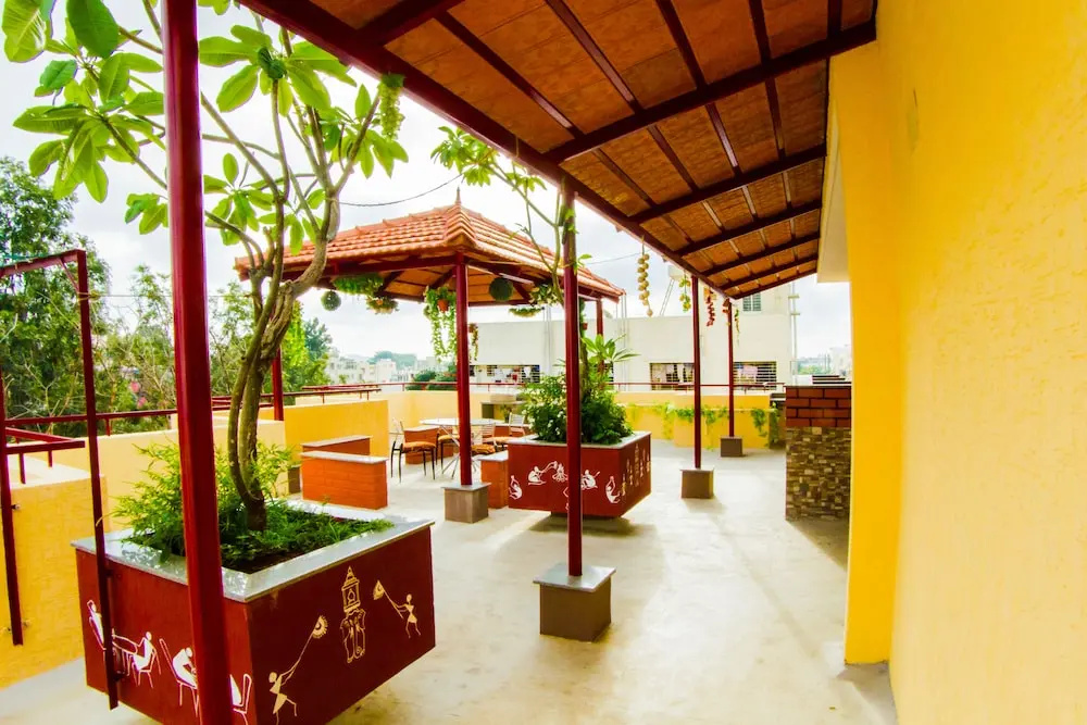 Hotel photo 12
