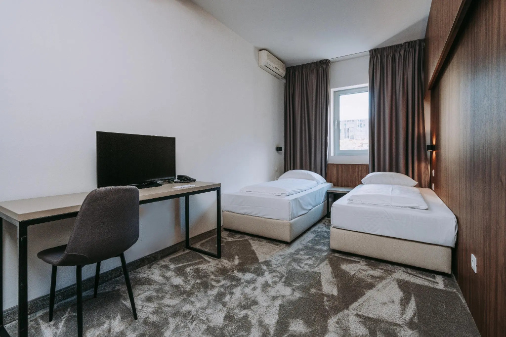 Standard Double room (twin beds)