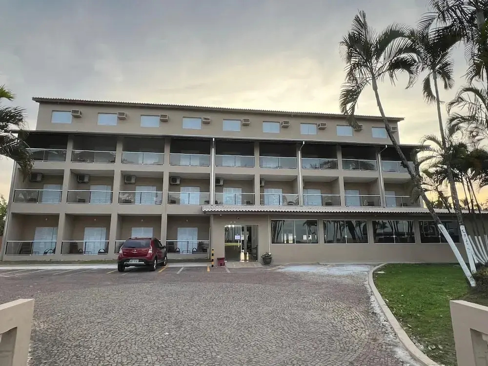 Leviv Praia Hotel