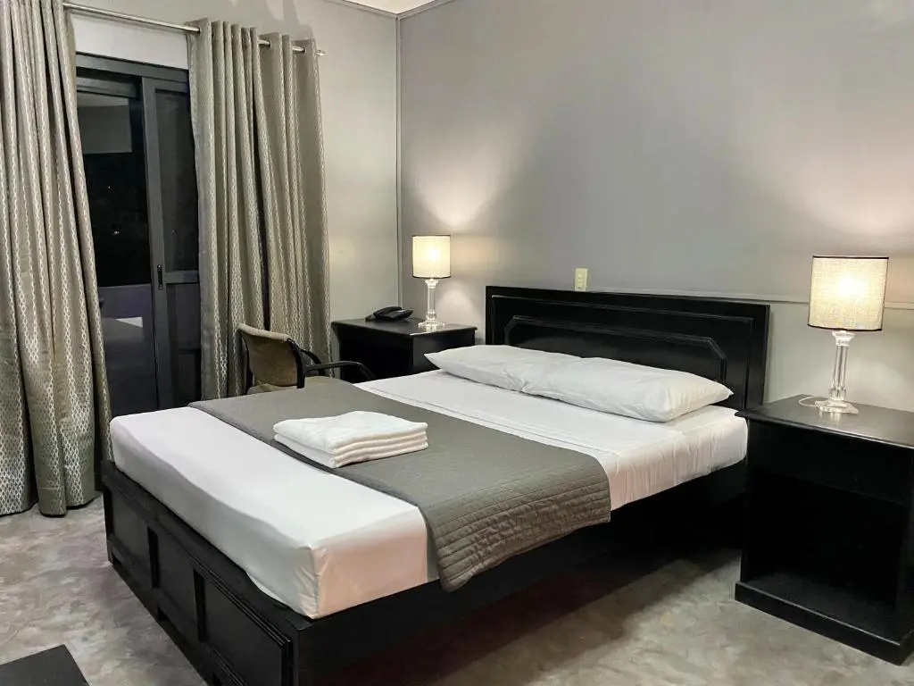 Standard Double room with balcony (full double bed)