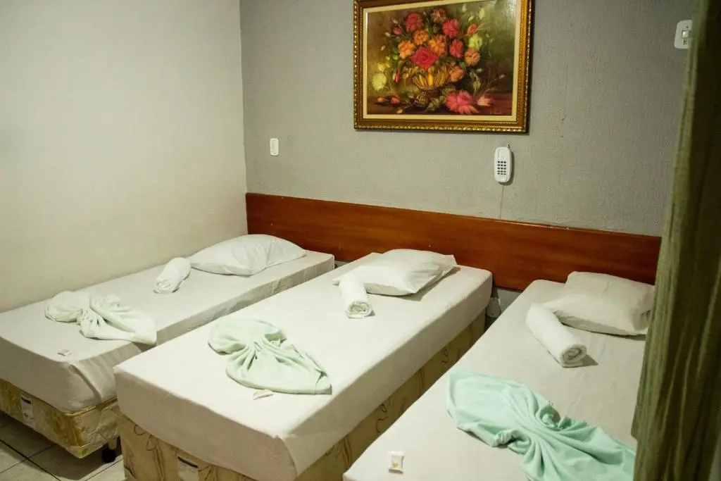 Standard Triple room