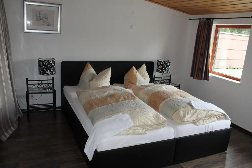 Hotel Zur Erholung - Chambres