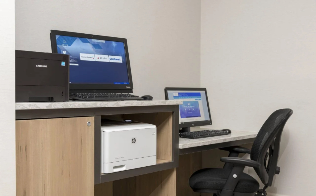 Sonesta Hotel Grand Rapids Airport — фото 2