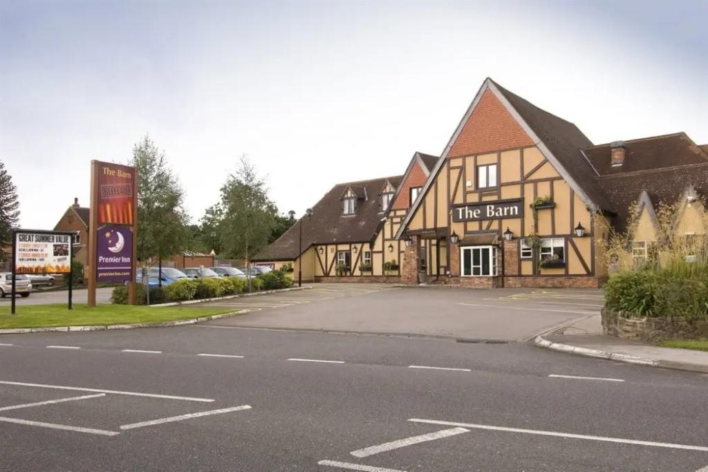 Premier Inn Solihull (Hockley Heath, M42) - фото 19