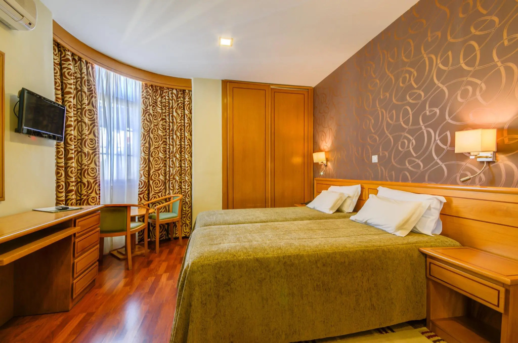 Double room (twin beds)