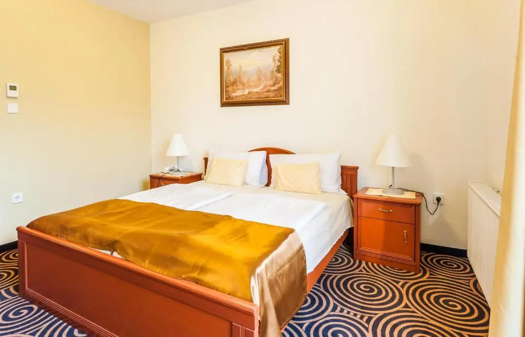 Sándor Hotel - Chambres