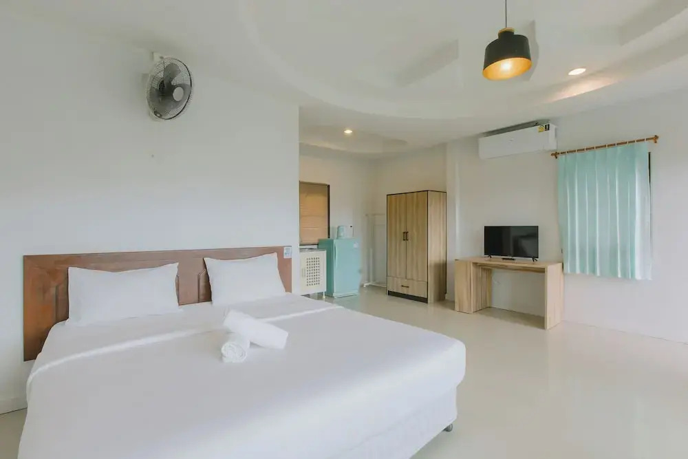 Бунгало с балконом в Kataonsea Bungalows