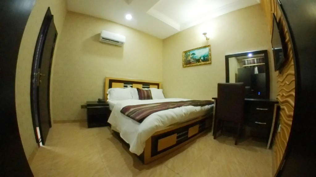 Hotel photo 2